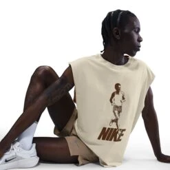 Nike Men's Sleeveless Running T-Shirt (113 - Coconut Milk) -TCRunning Shop AURORA IH4571 113 PHSYM003 2000