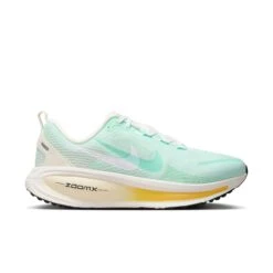 Nike Women's Vomero 18 (331 - Mint Foam/Bleached Turq-Sail-Topaz Gold)