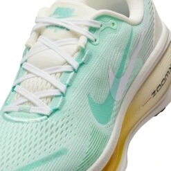 Nike Women's Vomero 18 (331 - Mint Foam/Bleached Turq-Sail-Topaz Gold) -TCRunning Shop AURORA IH7349 331 PHSYD001 2000