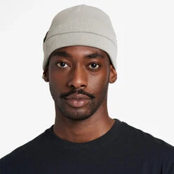 Ciele Unisex CR3Beanie - Stadium Reflective Running Beanie -TCRunning Shop CLCR3B LIG001 CR3Beanie Stadium 2024 D3 STUD1