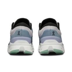 On Women’s Cloudstratus 3 (Wash/Nimbus) 10 On Women’s Cloudstratus 3 (Wash/Nimbus) -TCRunning Shop IMG 4004