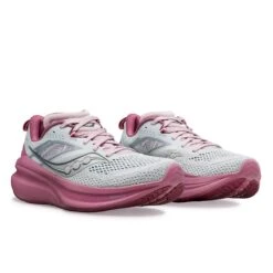 Saucony Women’s Omni 22 WIDE (105 - Cloud/Orchid) -TCRunning Shop IMG 5005