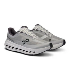 On Women's Cloudsurfer Next (Glacier/White) -TCRunning Shop Image120 654902e0 9ffe 42b4 ba6c a97fbbb4fa2d
