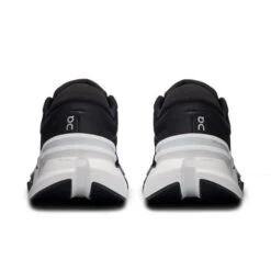 On Men's Cloudflyer 5 (Black/White) 10 On Men's Cloudflyer 5 (Black/White) -TCRunning Shop Image140 ff5748cd 8bc5 44ca a5c6 7bbfc8333aec