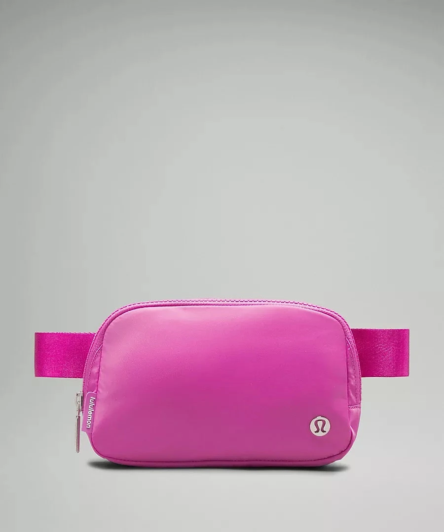Lululemon Everywhere Belt Bag in Pow Pink Tone 1 Lululemon Everywhere Belt Bag in Pow Pink Tone