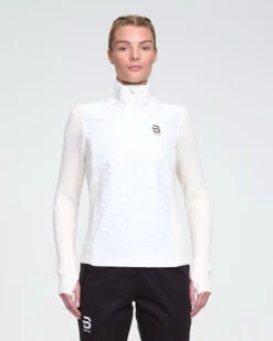 Women's Half Zip Comfy 2.0 (White) -TCRunning Shop Image266 51513374 acc1 4b3e 88f8 eabb72cae575