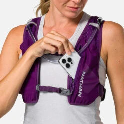 Nathan QuickStart 3.0 4 Liter Hydration Pack with 1.5L Bladder 19 Nathan QuickStart 3.0 4 Liter Hydration Pack with 1.5L Bladder -TCRunning Shop NS30770 70120 QuickStart3 4L onBody 4 1000x a7afbf96 dd24 4c1f b8f7 c604294a77c1