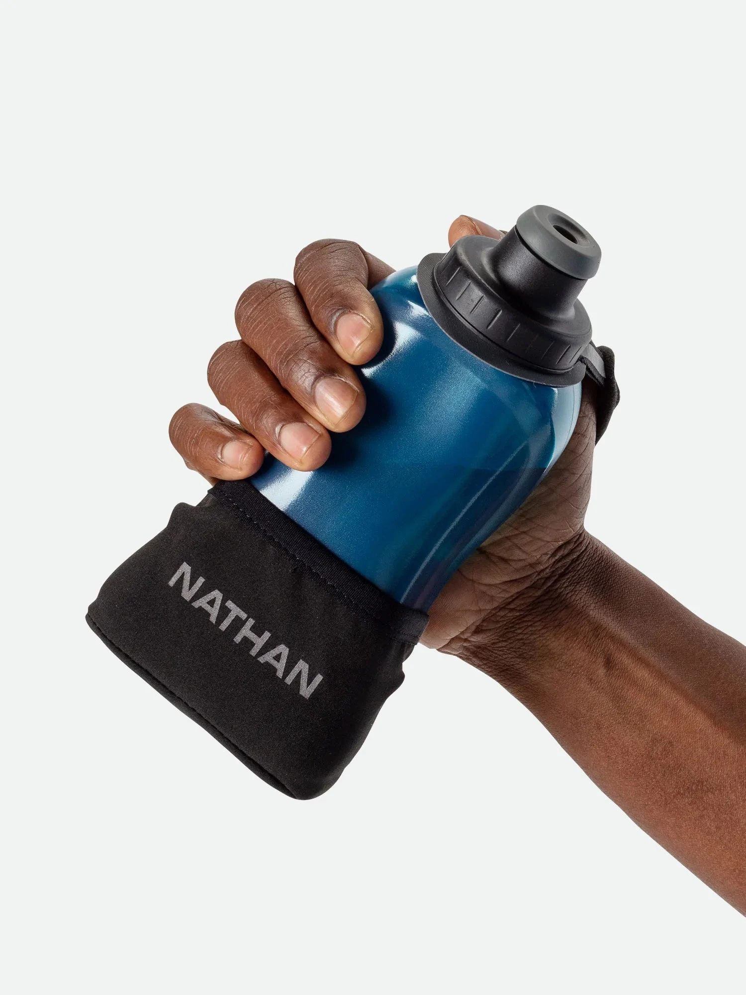 Nathan QuickSqueeze Lite 12oz Handheld Running Flask - Black/Marine Blue 3 Nathan QuickSqueeze Lite 12oz Handheld Running Flask - Black/Marine Blue - Image 3