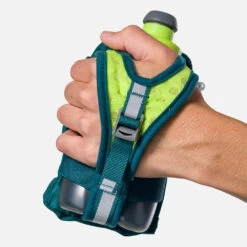 Nathan SpeedDraw 2 Flask 12oz Handheld Hydration - Deep Teal -TCRunning Shop NS70860 60460 SpeedDraw2 12ozFlask onBody 2 1000x 3f9e673a 97f5 475d 9283 d21c6a1a433b