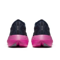 Saucony Women's Endorphin Trainer (161 - Navy/Fuschia) -TCRunning Shop S10996 161 4