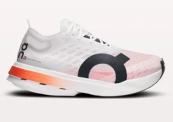 On Women's Cloudboom Strike (White/Black)