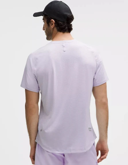 Lululemon Men's License To Train Short-Sleeve Shirt in Heathered Lavender Frost 2 Lululemon Men's License To Train Short-Sleeve Shirt in Heathered Lavender Frost - Image 2