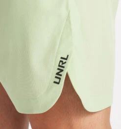 Men's Daybreaker Short [7.5"] (Matcha) -TCRunning Shop UNRL2024 06 078077