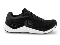 Topo Athletic Women's Ultrafly 5 (Black/White)